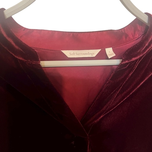 Soft Surroundings velvet blouse Red Burgundy holiday  Women's Top large festive - Picture 9 of 9